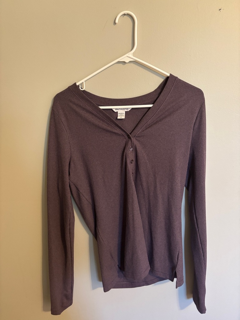 Athleta Plum Long Sleeve V-Neck Henley